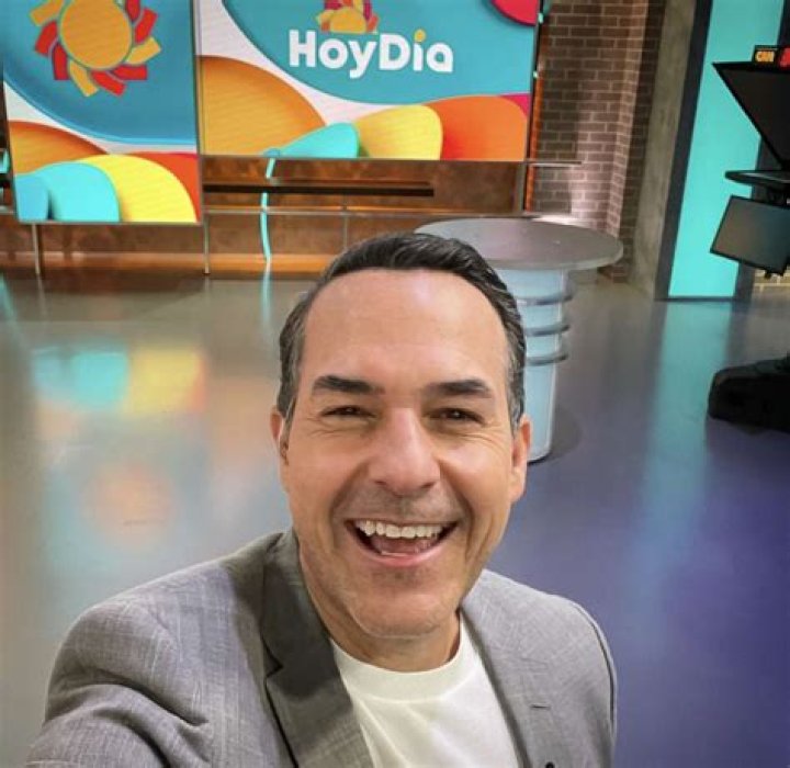 Carlos Calderon Despierta America