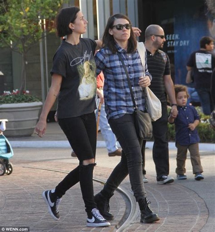 Clea Duvall Relationship