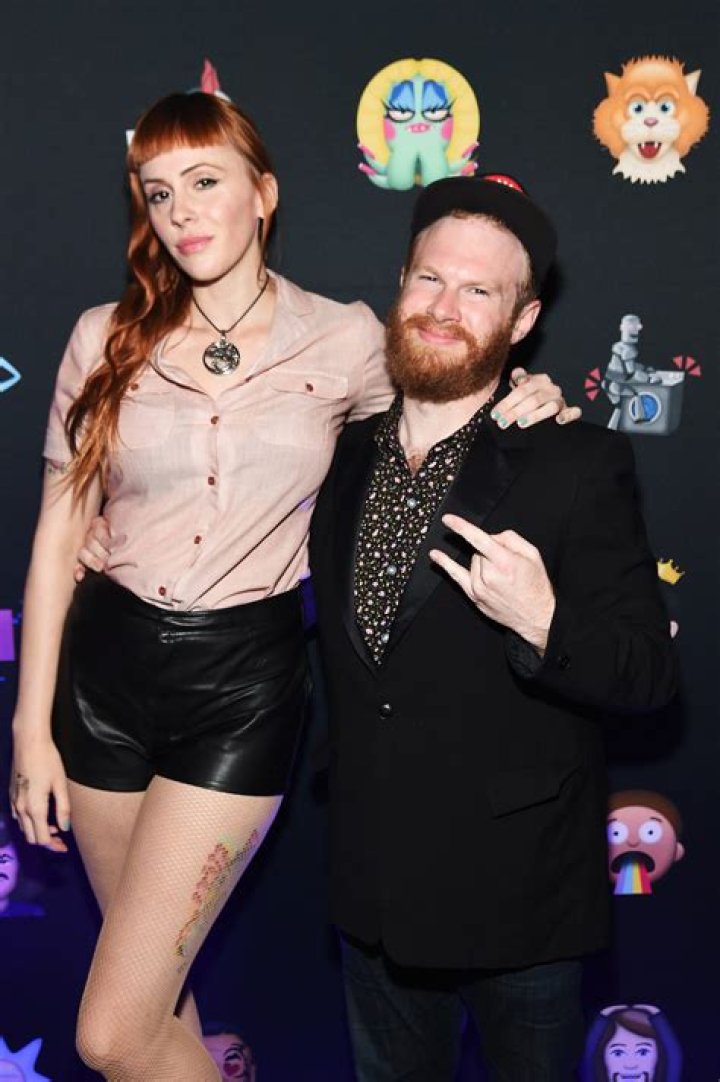 How To Build A Net Worth Like Henry Zebrowski: Tips And Insights