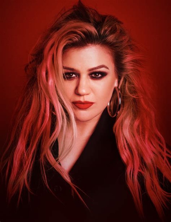 Kelly Clarkson Age And Height