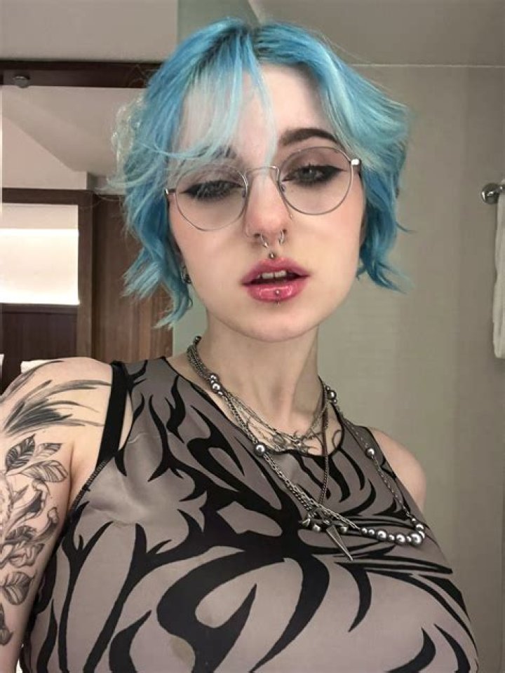 Lyra Crow Leaked Onlyfans