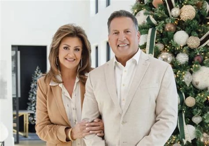 Unveiling The Untold Truths Behind Lisa Weiss's Divorce