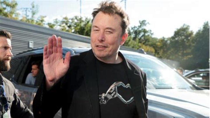 What Is The Scar On Elon Musk Neck