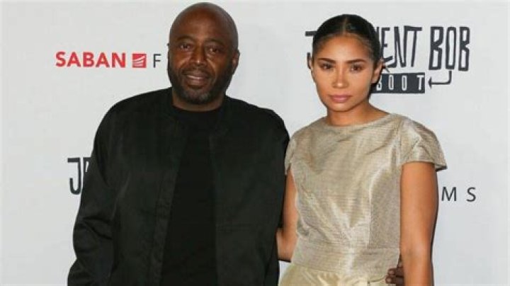 Who Is Donnell Rawlings Wife?